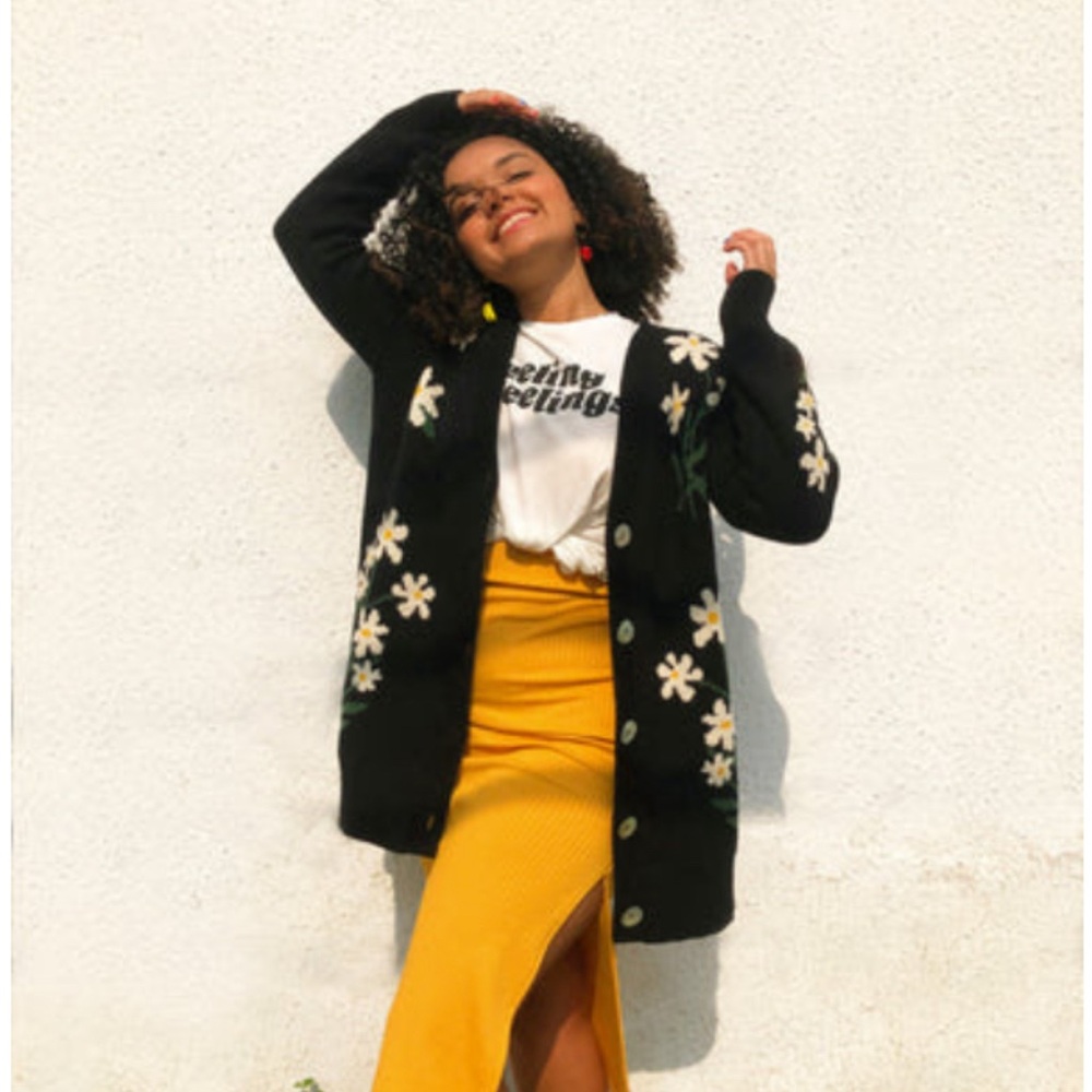 Ban.do daisy flower knit cardigan S/M
